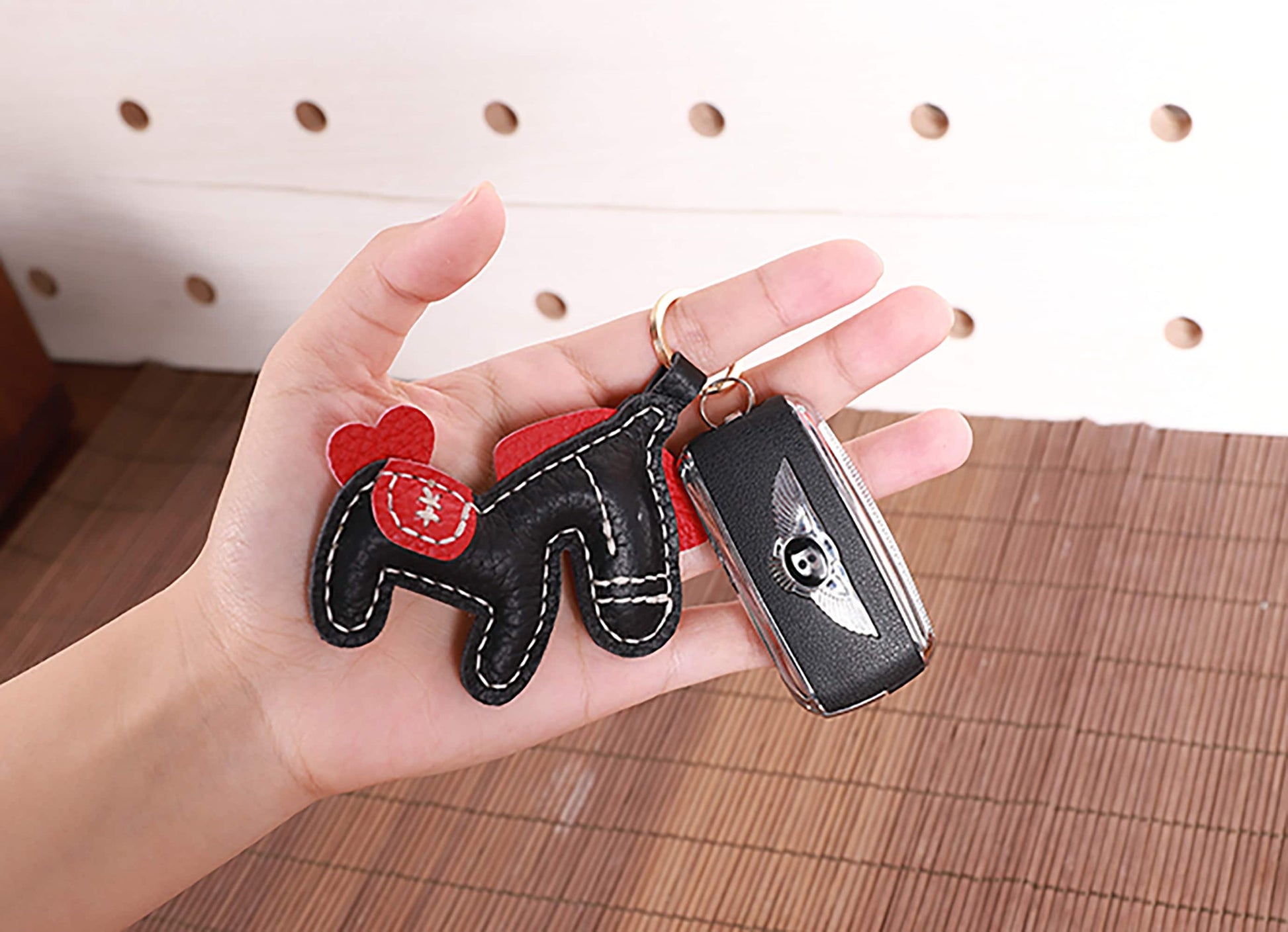 Cute Horse Keychain Steel Cutting Dies Leather Keychain Cutter Tool Mould Template DIY,Metal Cutting Die Handmade