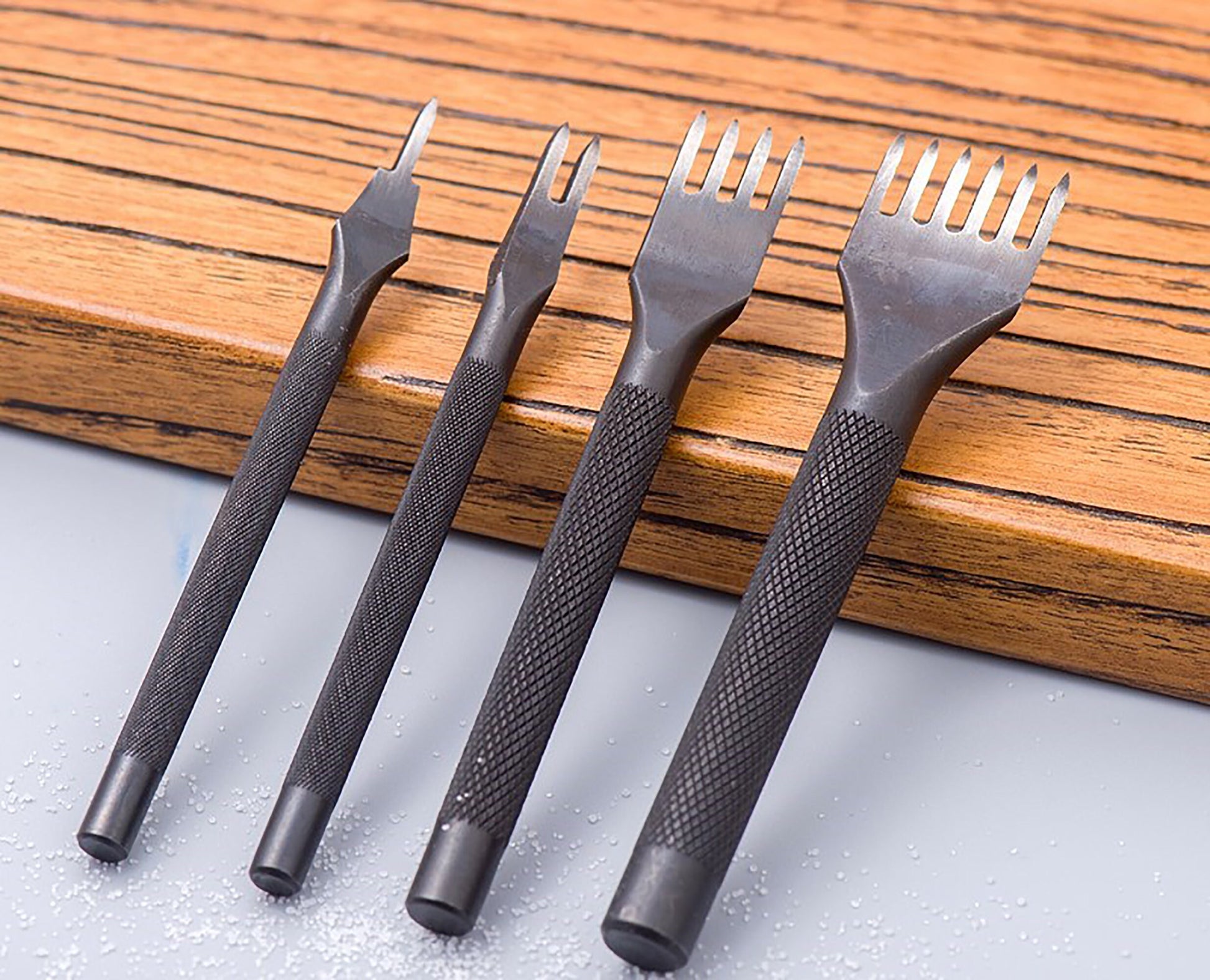 leather Craft - 4mm Leather Edge Chisel Leathercraft - Pricking Iron Leather Tool 1,2,4, 6 Teeth Spacing and 2 teeth Clamps Handmade DIY