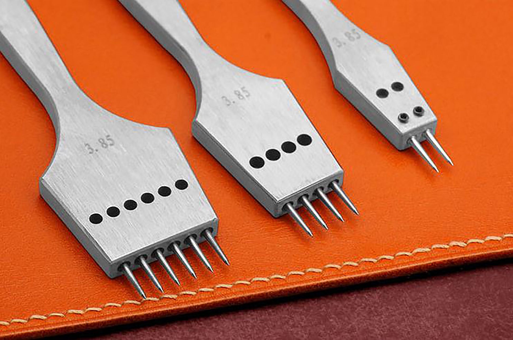 Full Set leather Craft-3/3.38/3.85/4mm Spacing hole Stitch PunchLeather Craft Round Hole Iron Chisel Steel Stitching Punch Tools Diy