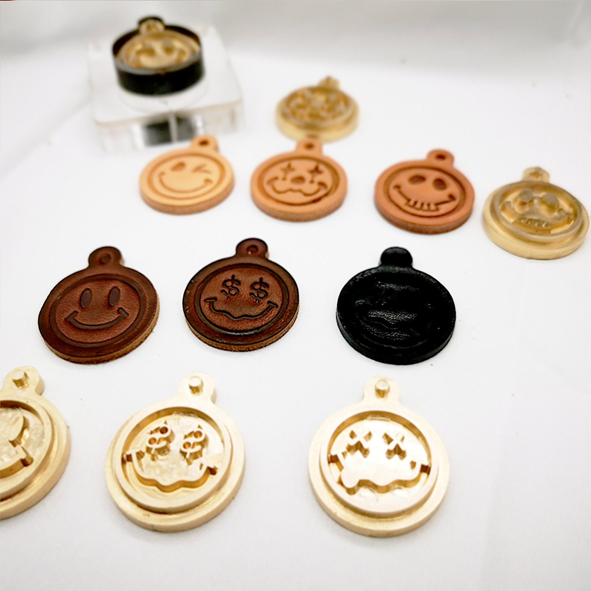 Smile Face pendant Leather Brass Acrylic Cutting Dies, Brass Die for Embossing,Embossing and Combination foil Embossing