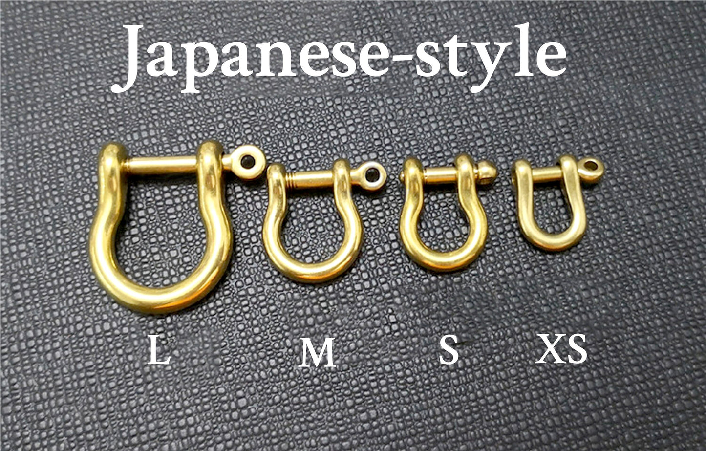 Refined brass horseshoe buckle individual hand - made decoration hanging hook key chain DIY Handmade Copper Connection accessory Button